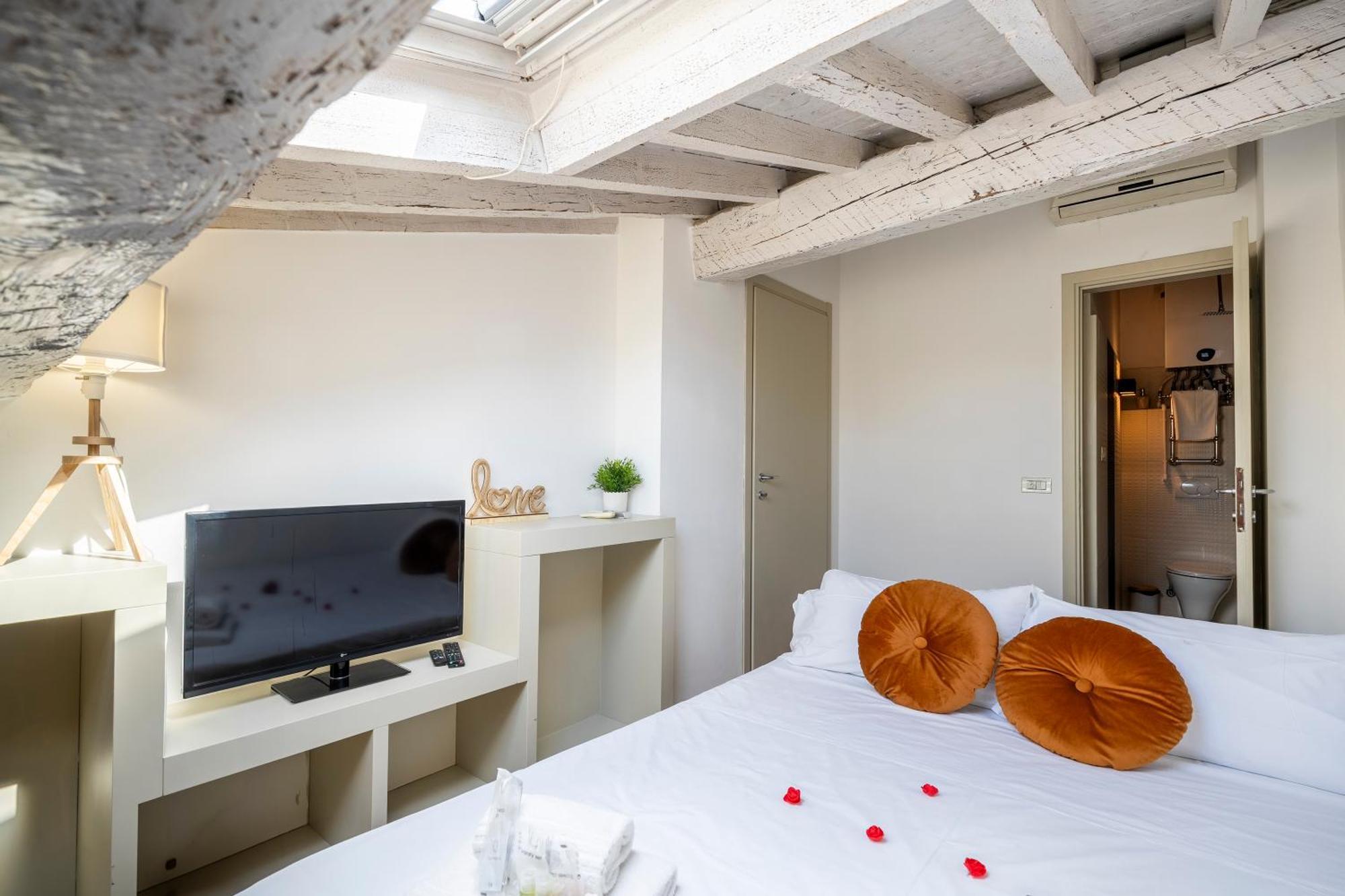 Duomo View And Hammam Apartamento Florencia